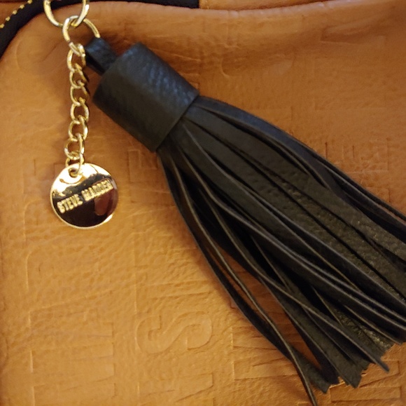 Steve Madden camel color purse with black accents - Picture 3 of 5